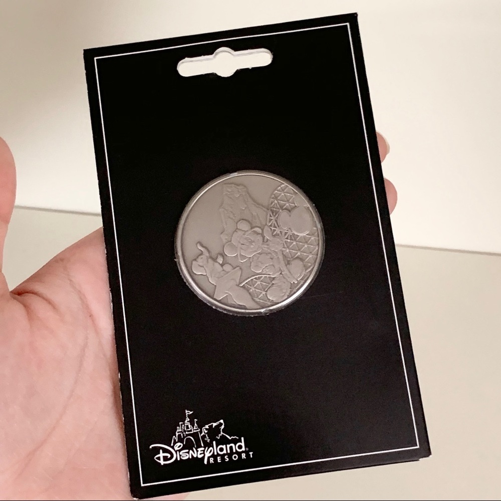 Vintage Disneyland resort large coin